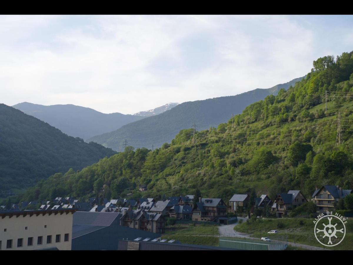 Audeth De Alma De Nieve Appartement Vielha e Mijaran Buitenkant foto